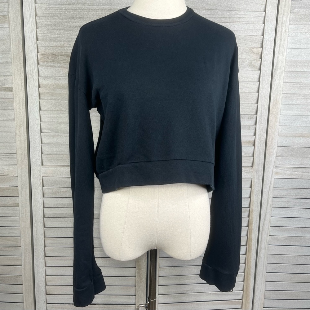 REVOLVE (NBD) Cropped Crewneck Sweatshirt with Zip Sleeves Black-XS